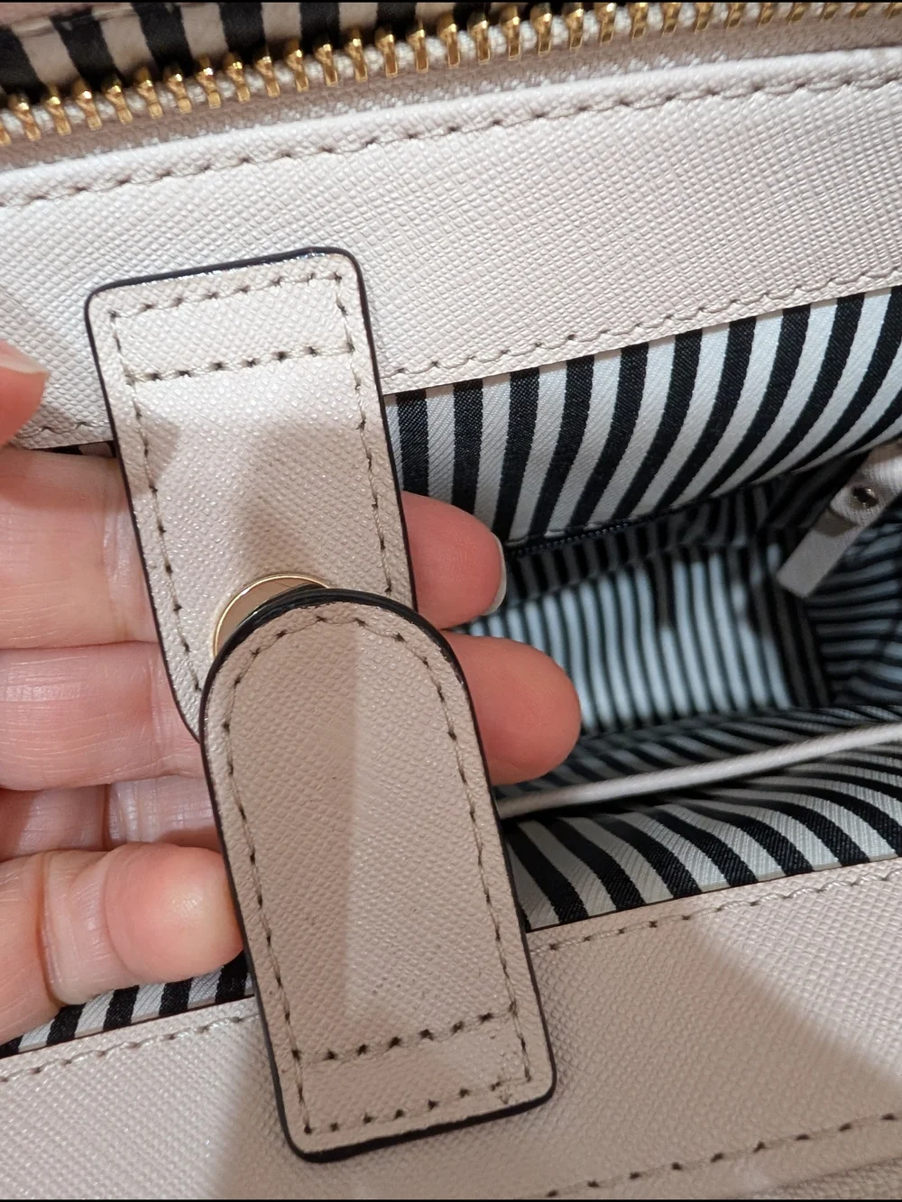 Kate Spade Cream Medium Bag with Gold Hardware